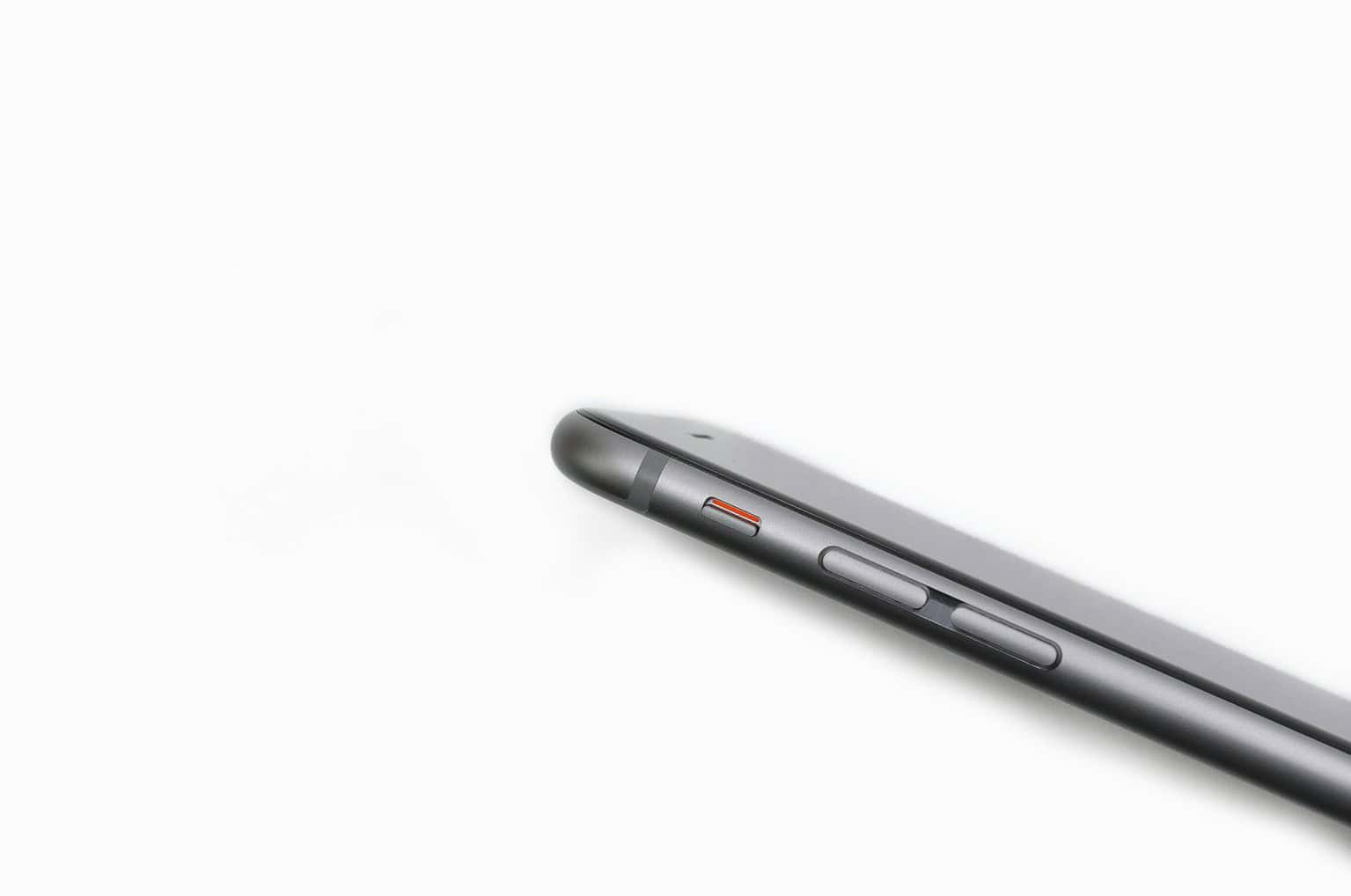 how-to-turn-an-iphone-off-simplymac