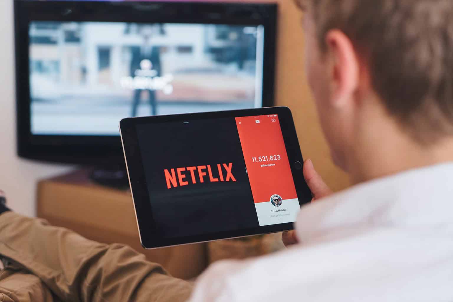 how to turn on screen mirroring on ipad to tv